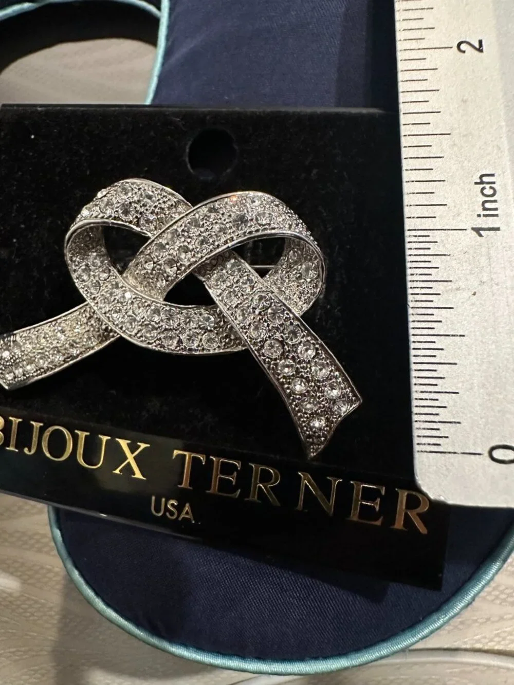 New Old Stock Bijoux Terner Silver Tone Crystal Knot Brooch Pin Vintage